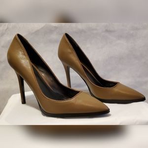 Green black bottom stilleto heels